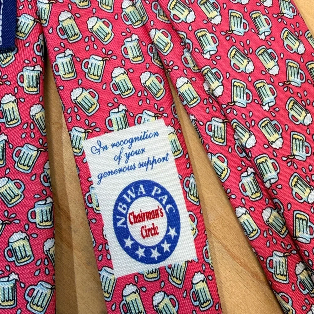 Vineyard Vines Mens Silk Tie Pink Beer Mugs‎ NBWA PAC Chairmans Circle USA Made